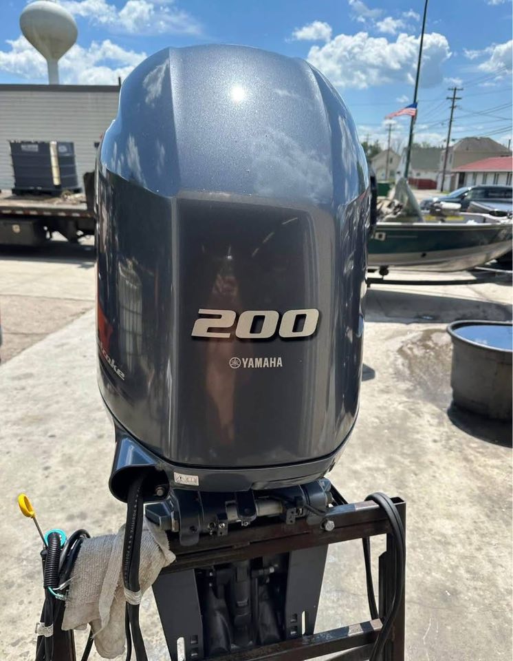 Yamaha Outboard Engine